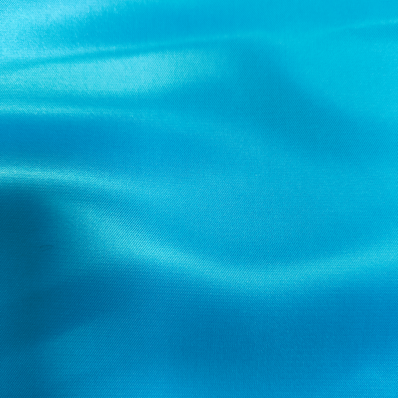 Stoffer i nylon og fire-vejs stretch til kvinder